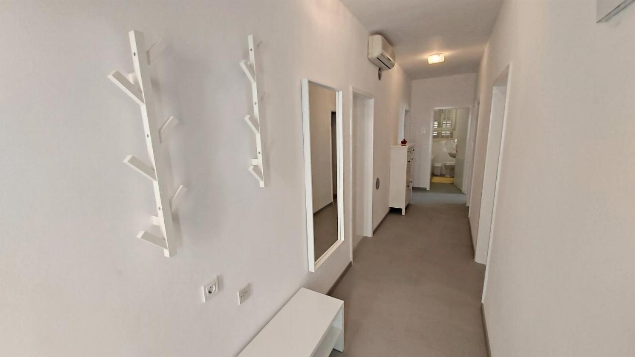 Apartment Cedo โอมิช ภายนอก รูปภาพ